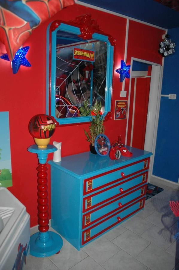 Spiderman House Hotel Катания Екстериор снимка